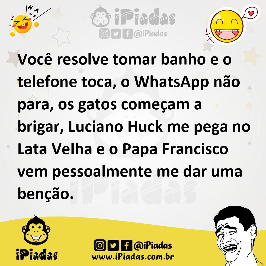 Ilustração de Você resolve tomar banho e o telefone toca, o WhatsApp não para, os ga... no iPiadas