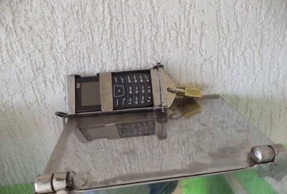 Imagem engraçada Como Bloquear Um Celular no iPiadas