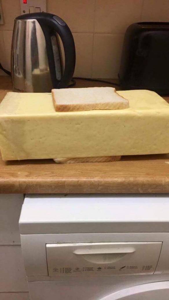 Imagem engraçada Só Uma Fatia de Queijo no iPiadas