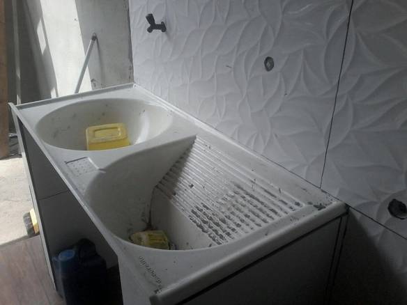 Imagem engraçada Um Pedreiro Atento aos Detalhes no iPiadas