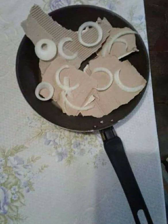 Imagem engraçada Um Delicioso Bife Acebolado no iPiadas