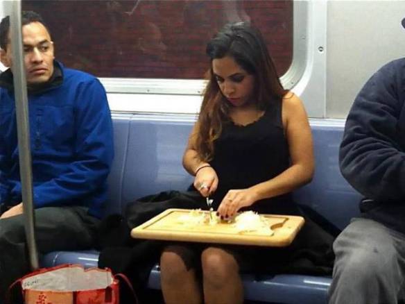 Imagem engraçada Vou Adiantar o Preparo do Jantar... no iPiadas