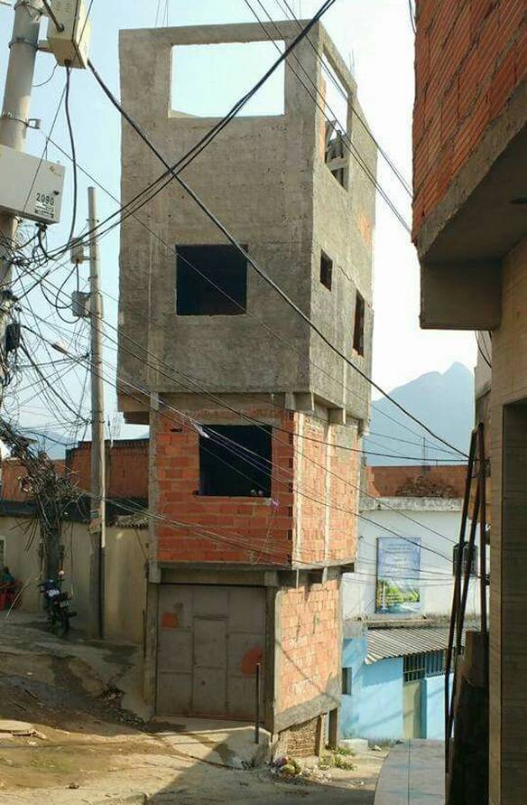 Imagem engraçada Desafiando a Física no iPiadas