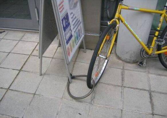 Imagem engraçada Impossível Roubar Essa Bicicleta no iPiadas