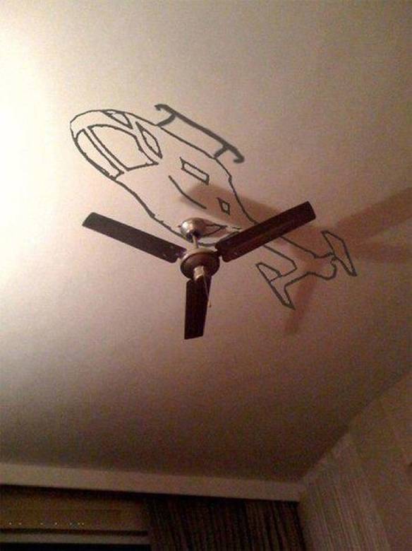 Imagem engraçada Só Um Helicóptero Para Dar Um Jeito No Calor no iPiadas
