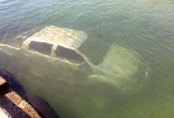 Imagem engraçada Isca Para Pegar Piranha no iPiadas