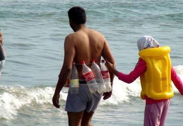 Imagem engraçada Colete Salva-vidas É Frescura no iPiadas
