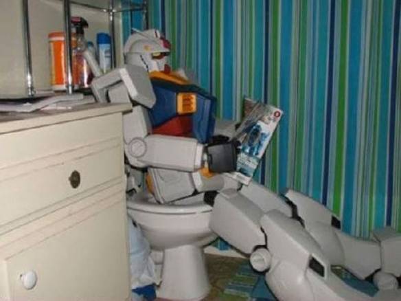 Imagem engraçada Gundam Cagando no iPiadas