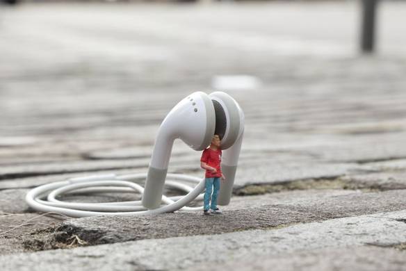 Imagem engraçada Fones de Hoje em Dia no iPiadas