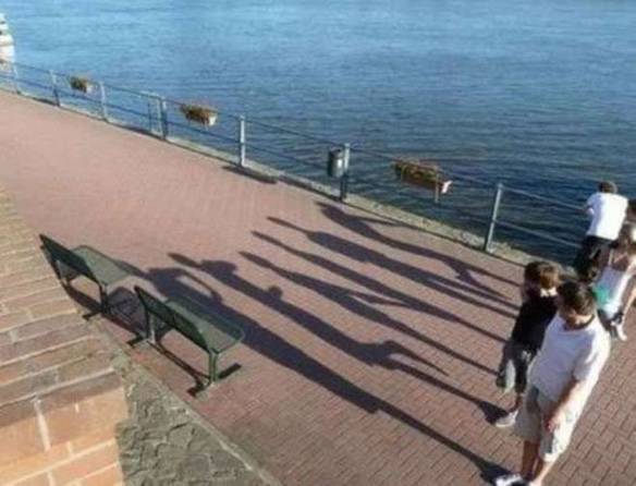 Imagem engraçada Sombra Estranha no iPiadas