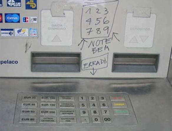 Imagem engraçada Caixa Eletrônico Português no iPiadas