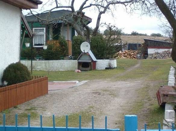 Imagem engraçada Casinha Moderna no iPiadas