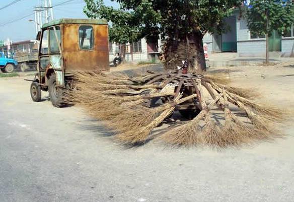 Imagem engraçada Saneamento da Rua no iPiadas