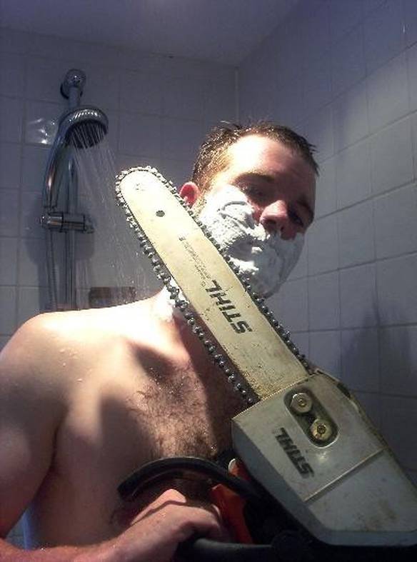 Imagem engraçada Fazendo a Barba no iPiadas