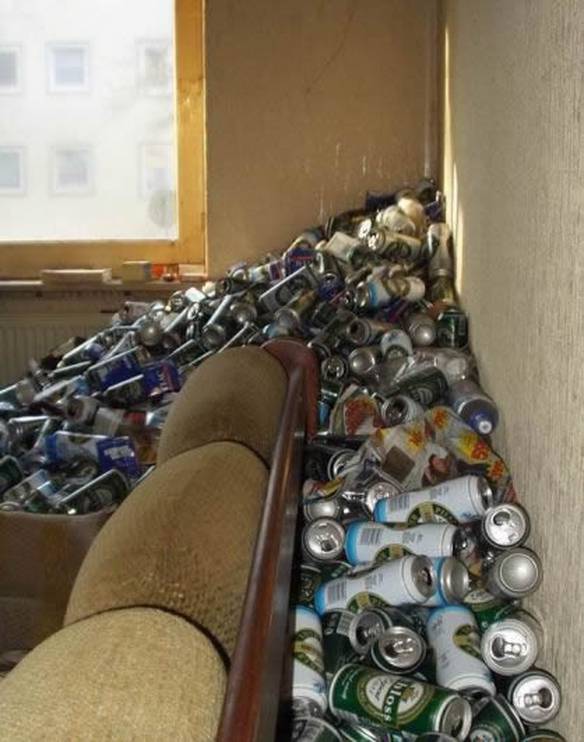Imagem engraçada Casa de bêbado organizado no iPiadas