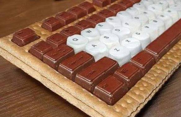 Imagem engraçada Teclando a Fome no iPiadas