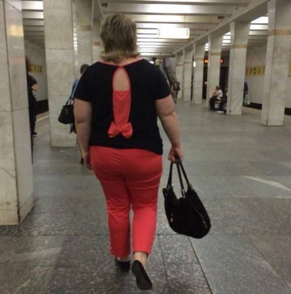 Imagem engraçada Esse Detalhe Parece Algo... no iPiadas