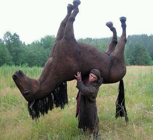 Imagem engraçada Tirando o Cavalinho no iPiadas