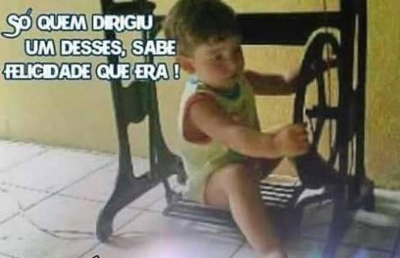 Imagem engraçada Eu Era Feliz e Não Sabia no iPiadas
