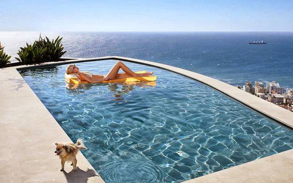 Imagem engraçada Piscina Para Uns, Privada Para Outros no iPiadas