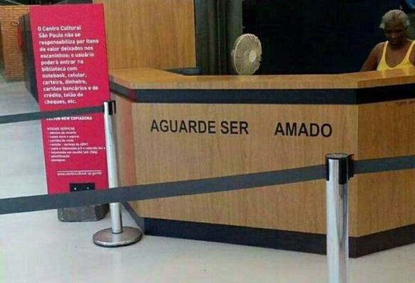Imagem engraçada Estou Aguardando Desde Que Nasci no iPiadas