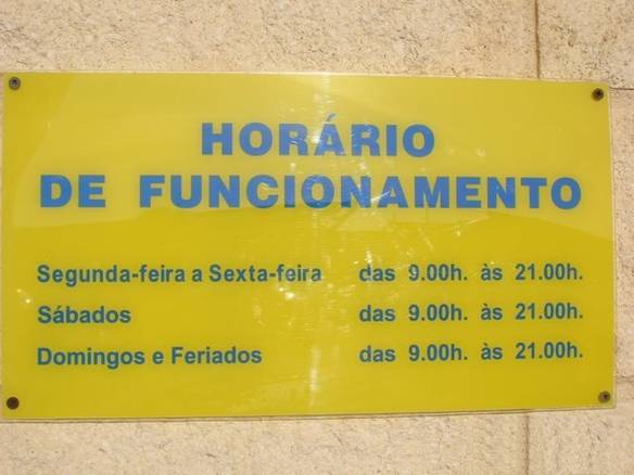 Imagem engraçada É Bom Saber os Horários Diferenciados no iPiadas
