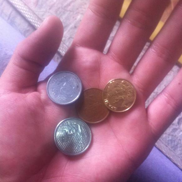 Imagem engraçada Eu Juntando Dinheiro Pra Morar Sozinho no iPiadas