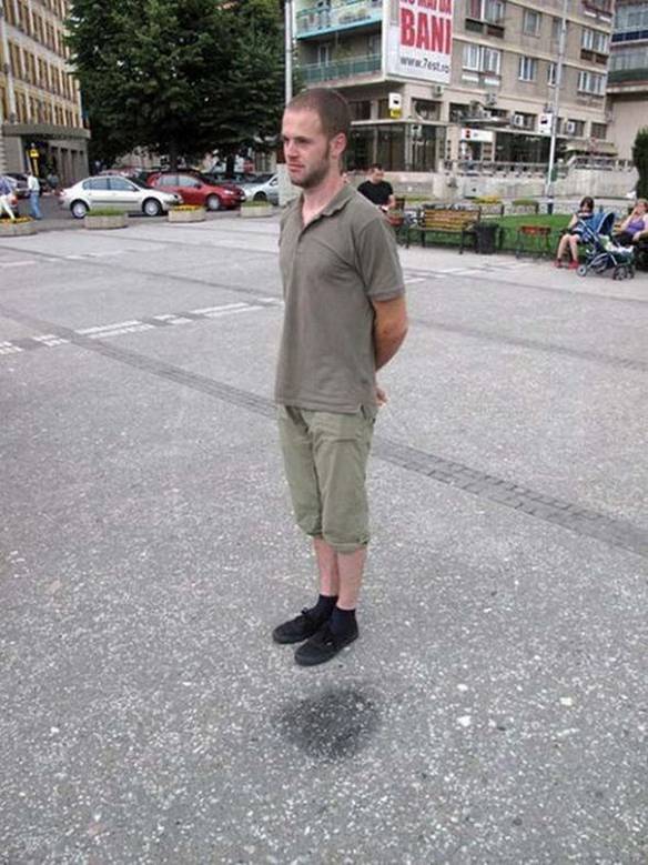 Imagem engraçada Flutuando de Maneira Simples no iPiadas