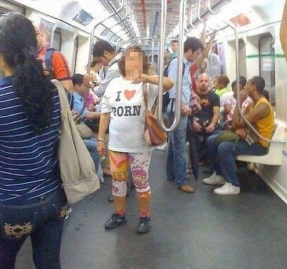 Imagem engraçada Um Pouco De Inglês Não Faz Mal Pra Ninguém... no iPiadas