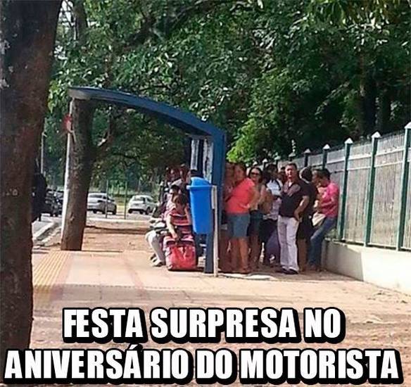 Imagem engraçada Parabéns Para Ele no iPiadas