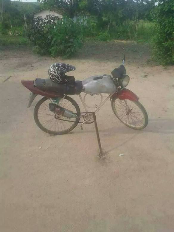 Imagem engraçada Vendo Moto Em Ótimo Estado de Conservação no iPiadas