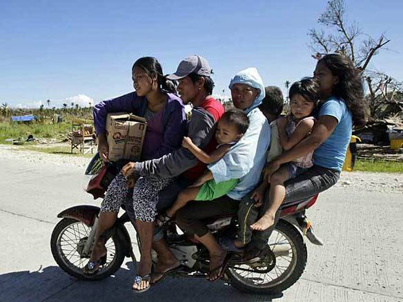 Imagem engraçada Sempre Cabe Mais Um no iPiadas