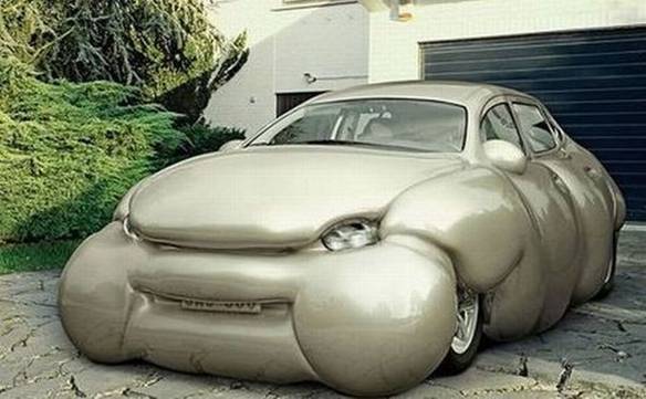 Imagem engraçada Um Carro Inchado no iPiadas