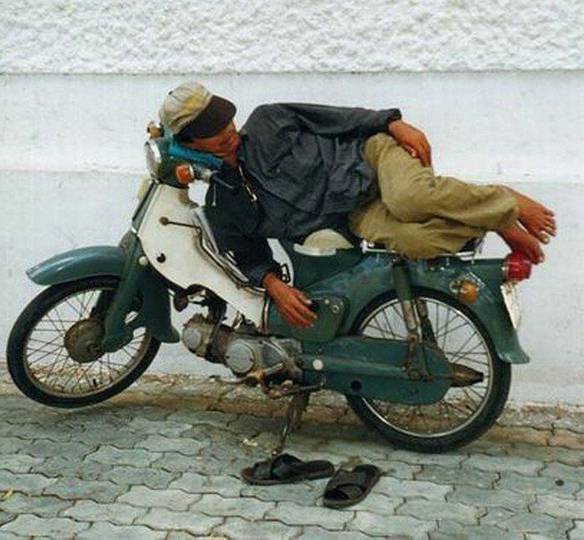 Imagem engraçada Cama a Bordo no iPiadas