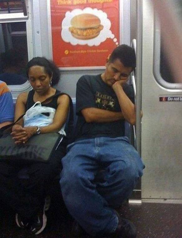 Imagem engraçada Penso Em Você Até Dormindo no iPiadas