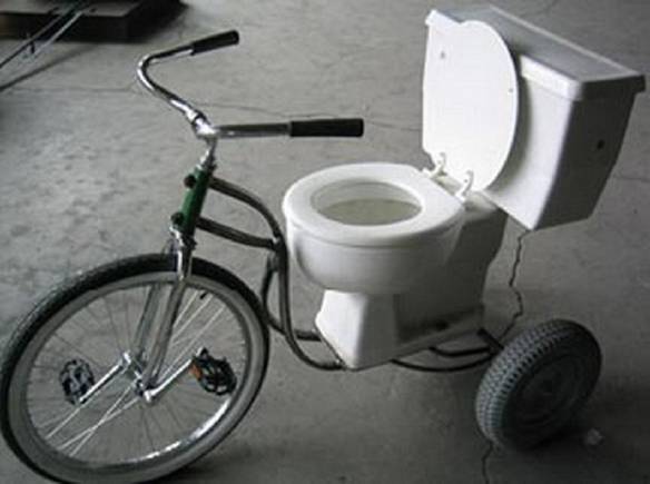 Imagem engraçada Estou Cagando e Pedalando... no iPiadas