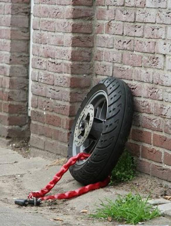 Imagem engraçada A Roda Fica... no iPiadas