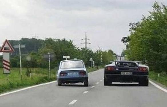 Imagem engraçada Ultrapassagem Improvável no iPiadas
