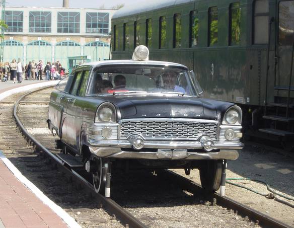 Imagem engraçada Carro nos Trilhos no iPiadas