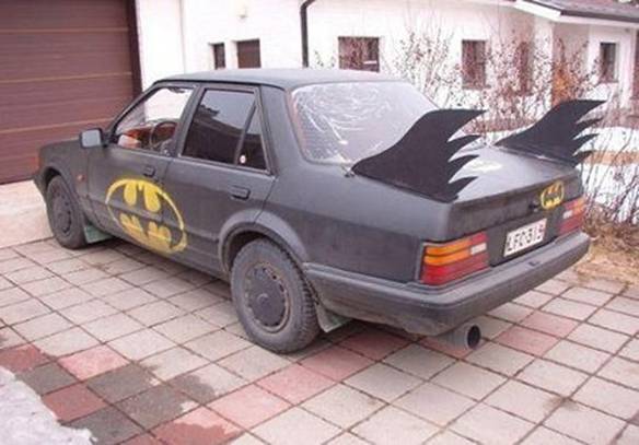 Imagem engraçada Batmóvel no iPiadas