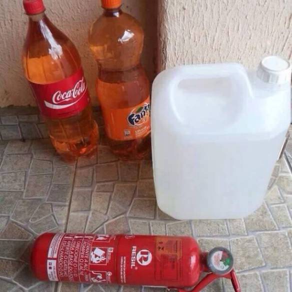 Imagem engraçada Troco Por Casa No Centro no iPiadas