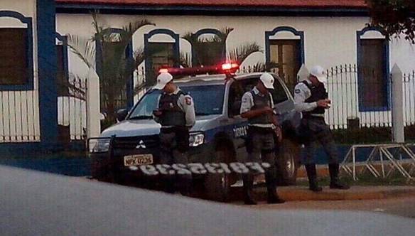 Imagem engraçada Escapei da Blitz Graças ao WhatsApp no iPiadas