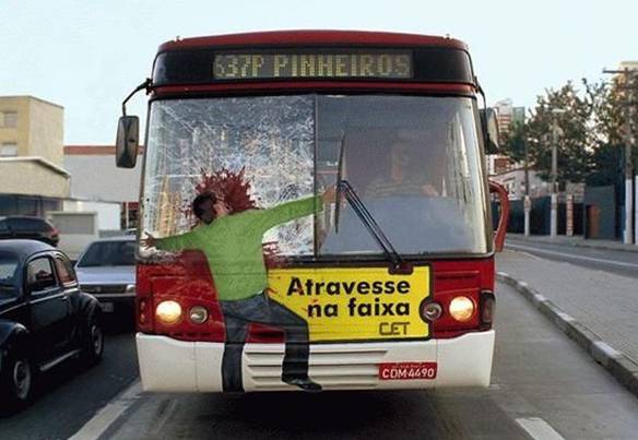 Imagem engraçada Atravesse na Faixa no iPiadas