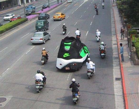 Imagem engraçada Nike Veloz no iPiadas