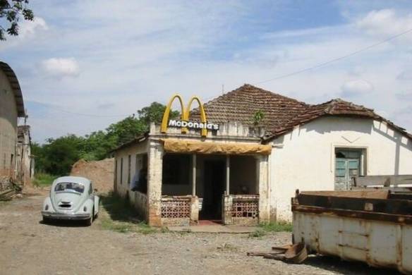 Imagem engraçada McDonald's no Interior no iPiadas