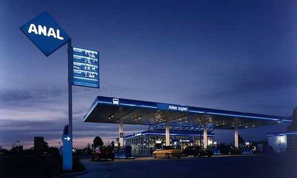 Posto Anal - Onde Será Que Enfiam a Mangueira?