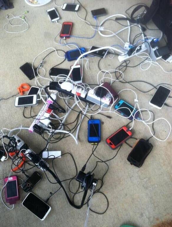 Imagem engraçada Quando Seus Amigos Te Visitam no iPiadas