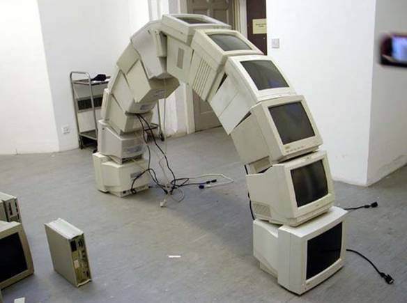 Imagem engraçada Arco de Monitores no iPiadas