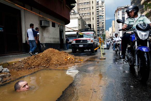 Imagem engraçada Tá Olhando O Quê? no iPiadas