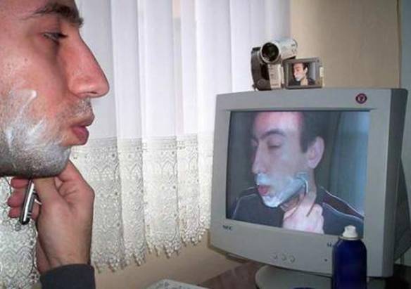 Imagem engraçada Espelho Digital no iPiadas